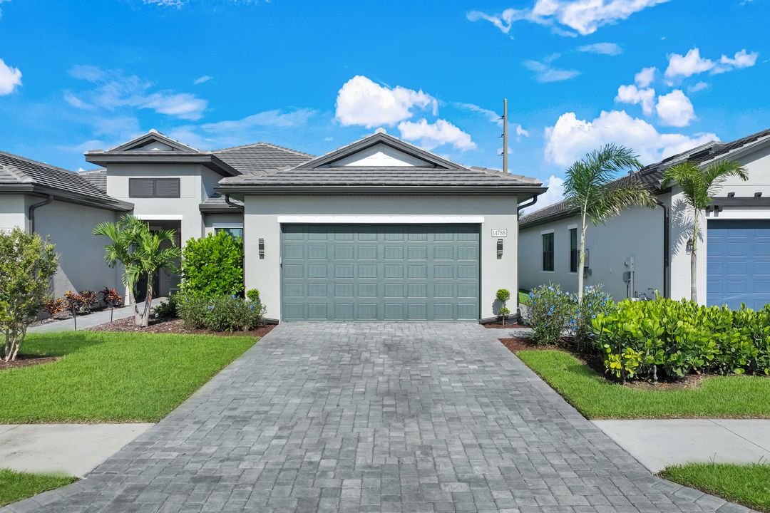 14788 Kingfisher Lp, Naples, FL 34120