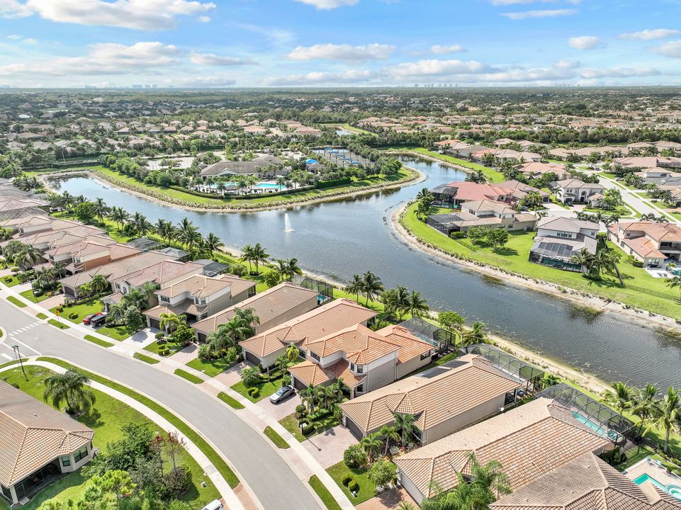 4189 Amelia Wy, Naples, FL 34119