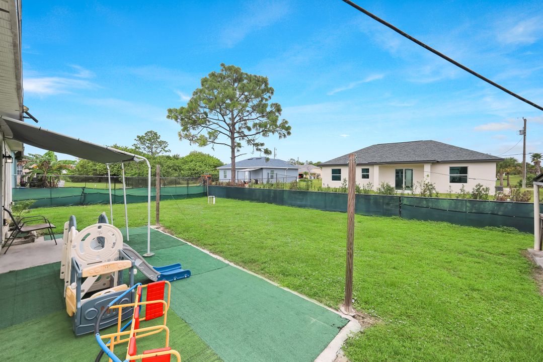 749 Chemstrand St E, Lehigh Acres, FL 33974