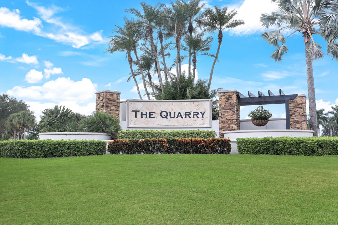 9508 Ironstone Terrace #201, Naples, FL 34120