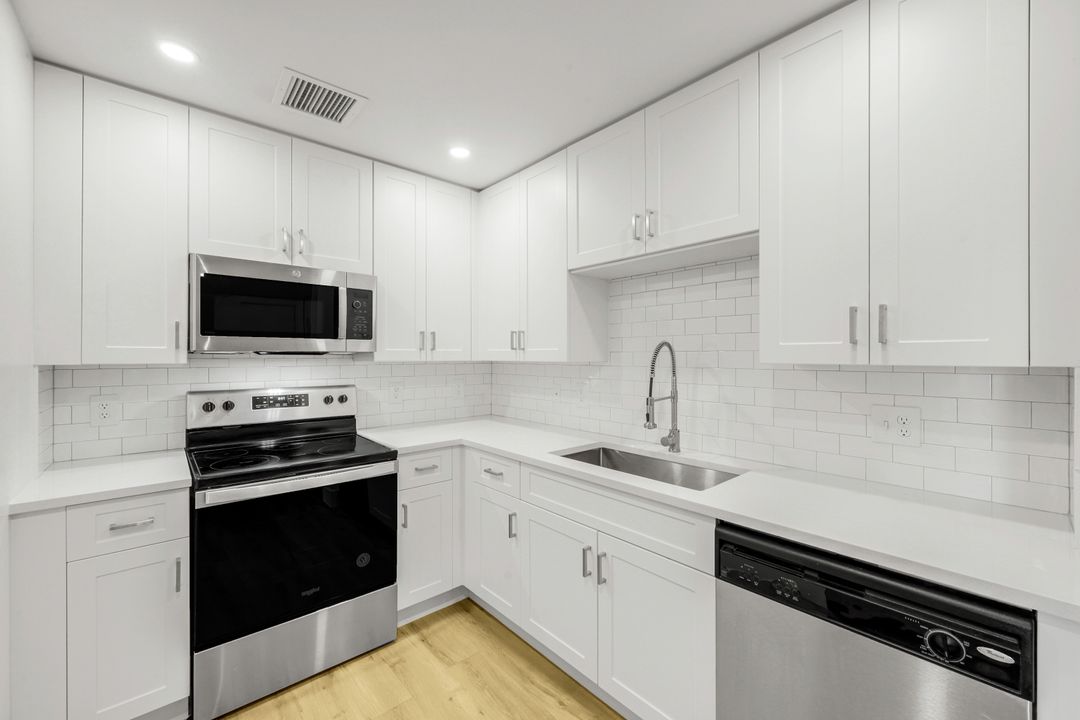 6620 SW 57th Ave #C202, South Miami, FL 33143