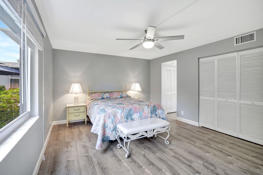 250 Candycane Ln #3, Naples, FL 34112