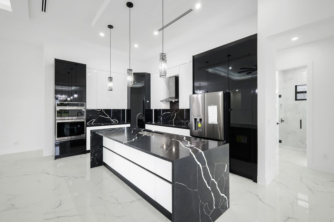 126 NW 25th St, Cape Coral, FL 33993