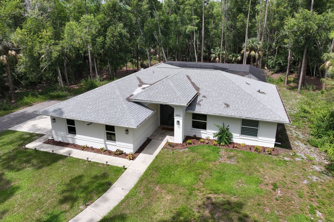 6641 Golden Gate Pkwy, Naples, FL 34105