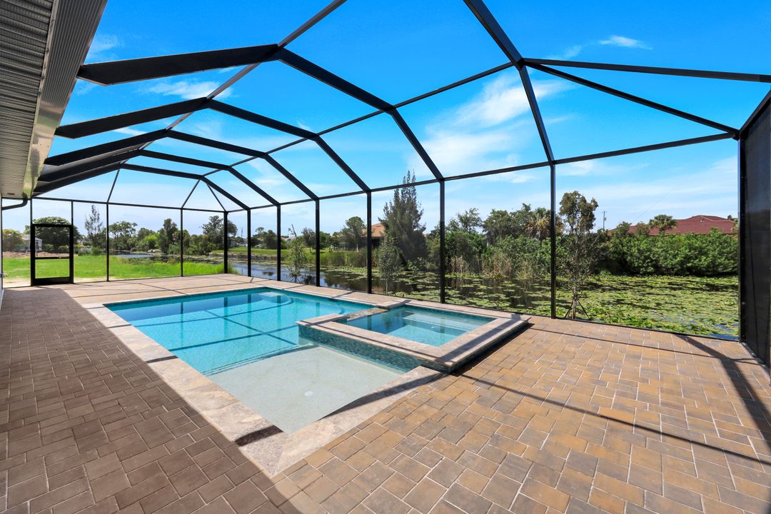 2617 Ceitus Pkwy, Cape Coral, FL 33991