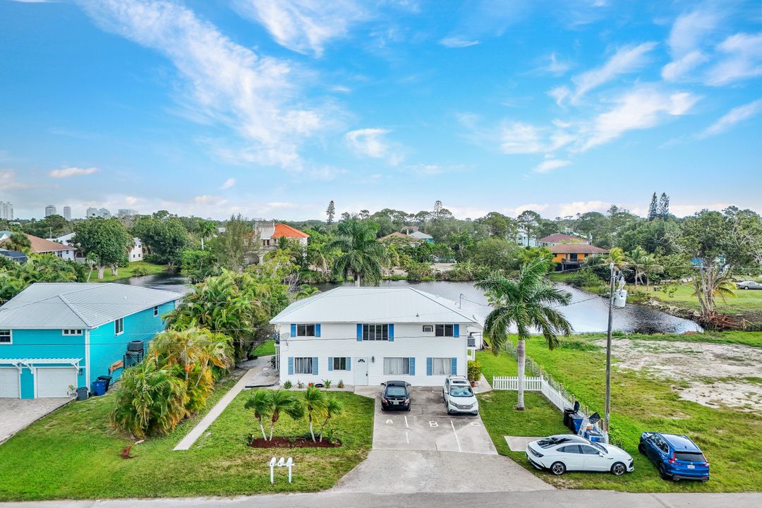 3940 Bennett Ln, Bonita Springs, FL 34134