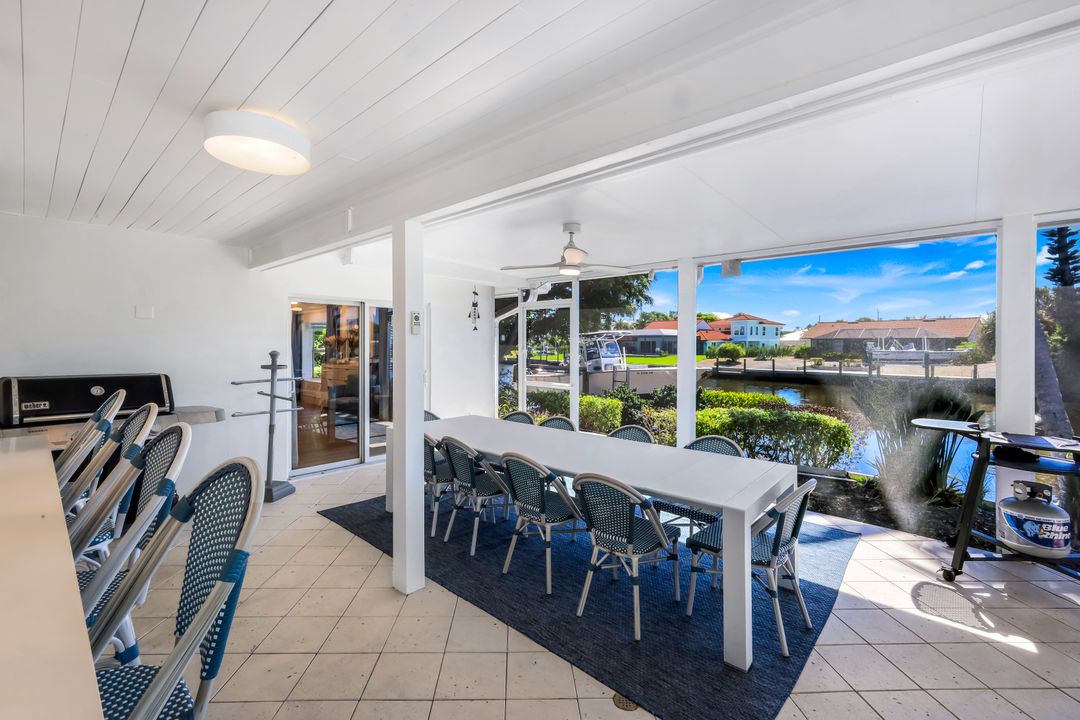 915 Pecten Ct, Sanibel, FL 33957