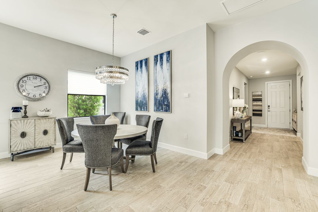 7631 Winding Cypress Dr, Naples, FL 34114