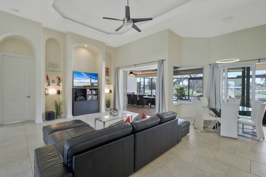 3632 SW 1st Pl, Cape Coral, FL 33914