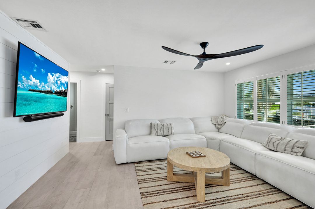 634 Bimini Ave, Marco Island, FL 34145