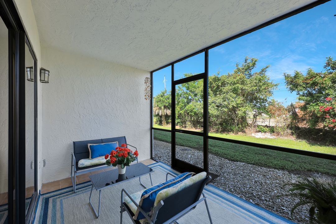 1211 Rosemary Ct #C104, Naples, FL 34103