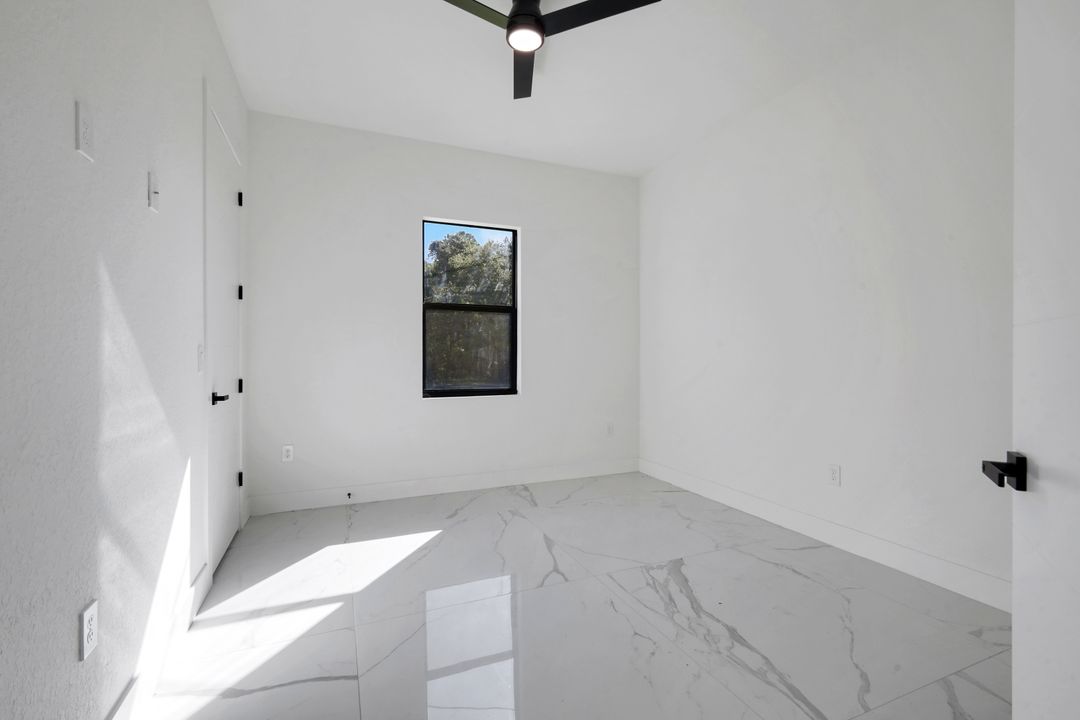 6044 Acorn Cir, LaBelle, FL 33935