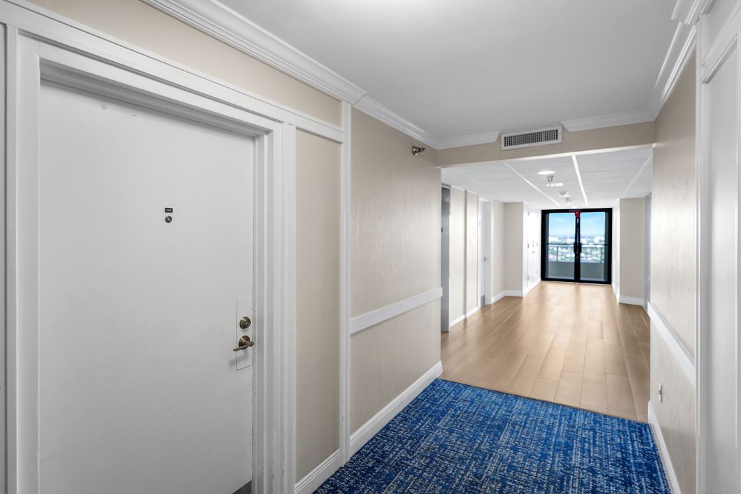 380 Seaview Ct #1808, Marco Island, FL 34145