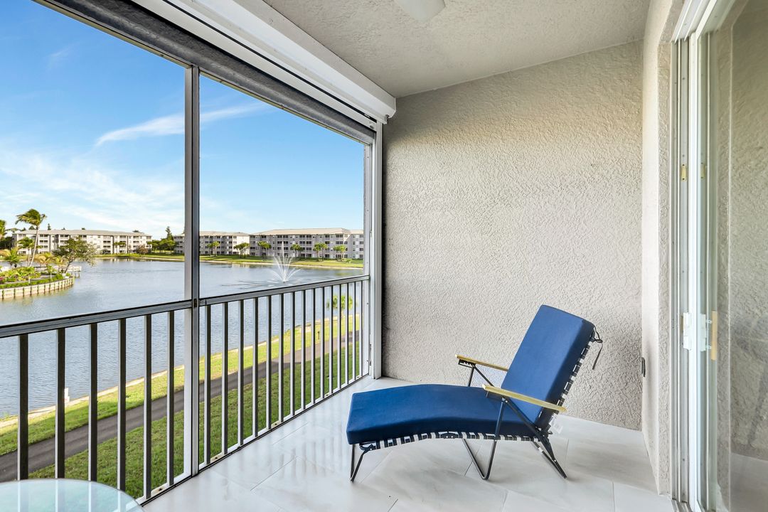 16595 Lake Cir Dr #234, Fort Myers, FL 33908