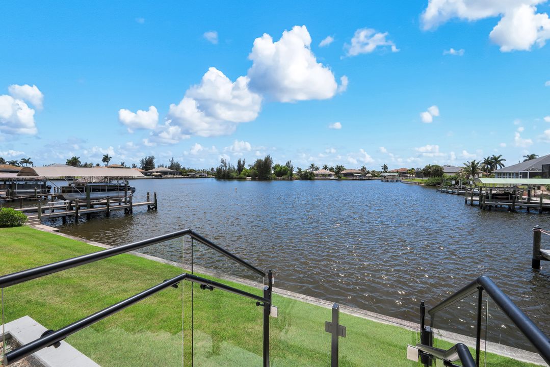 432 Burnt Store Rd S, Cape Coral, FL 33991