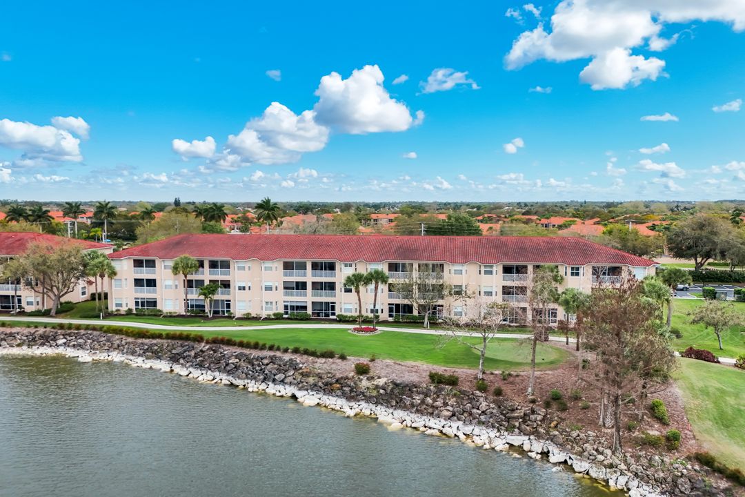 2717 Cypress Trace Cir #2717, Naples, FL 34119