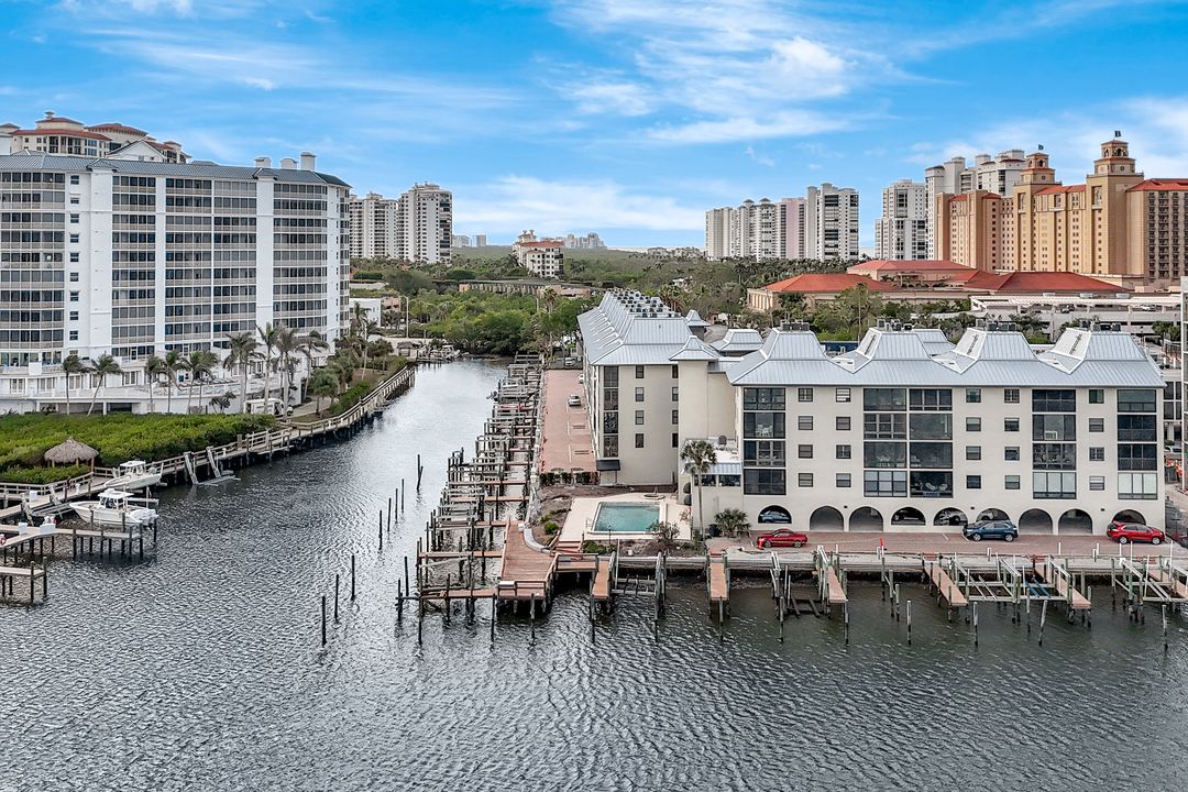 271 Southbay Dr #155, Naples, FL 34108