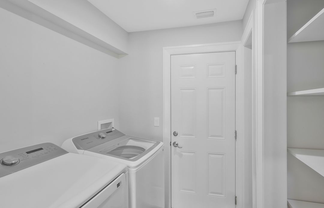 2806 22nd St SW, Lehigh Acres, FL 33976