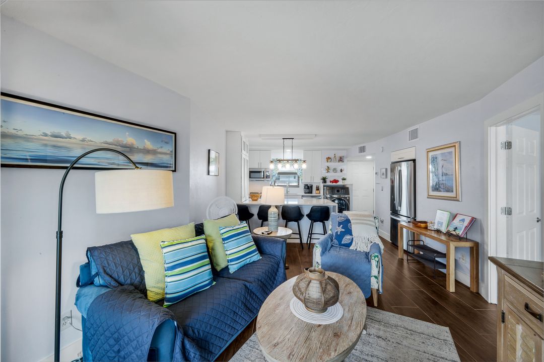 1023 Anglers Cove #E-505, Marco Island, FL 34145