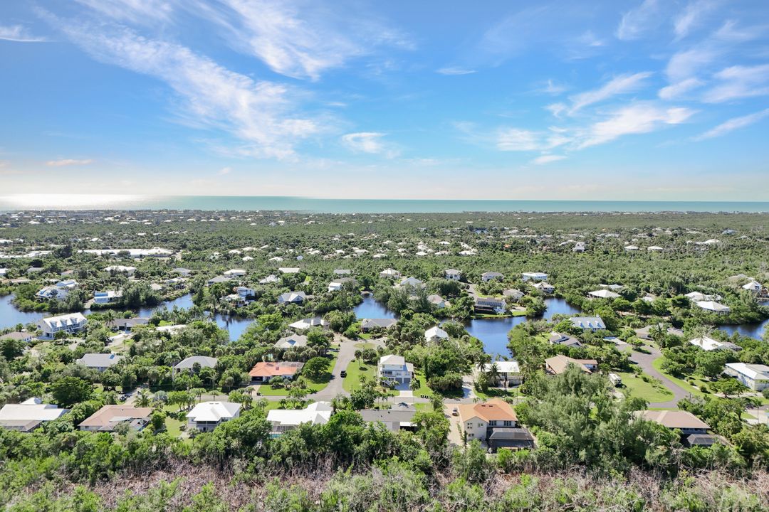 1737 Serenity Ln, Sanibel, FL 33957