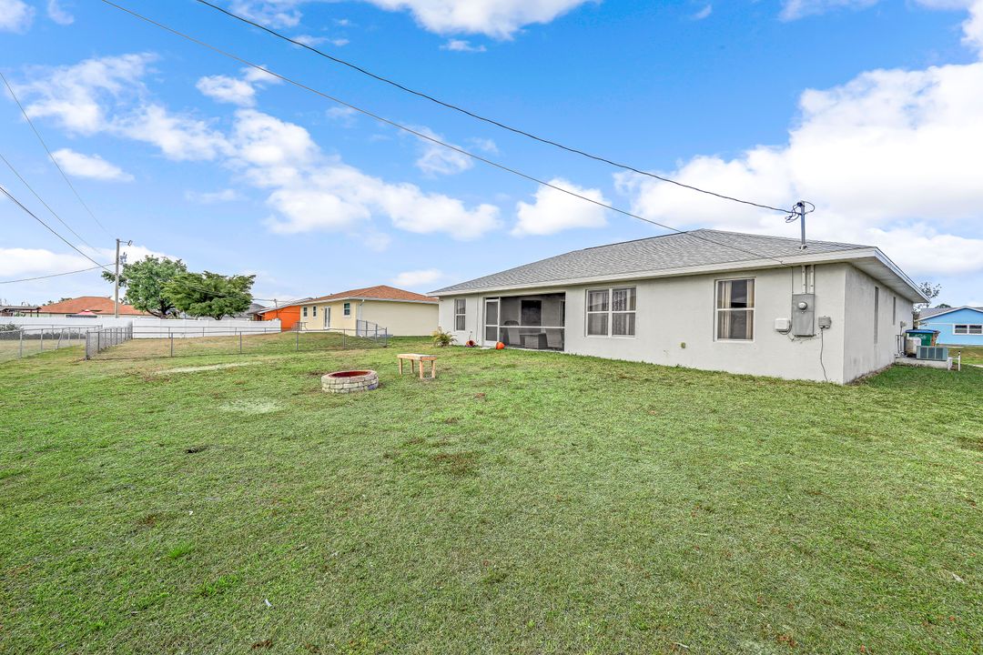 2217 SW 3rd Pl, Cape Coral, FL 33991