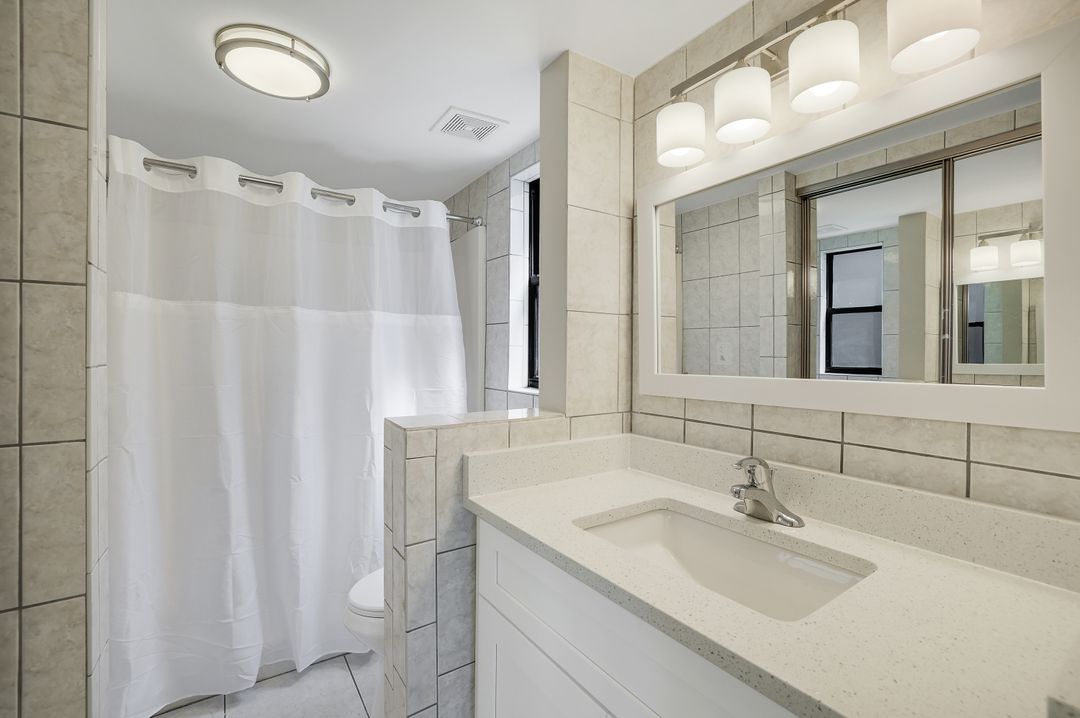 4346 27th Ct SW #101, Naples, FL 34116