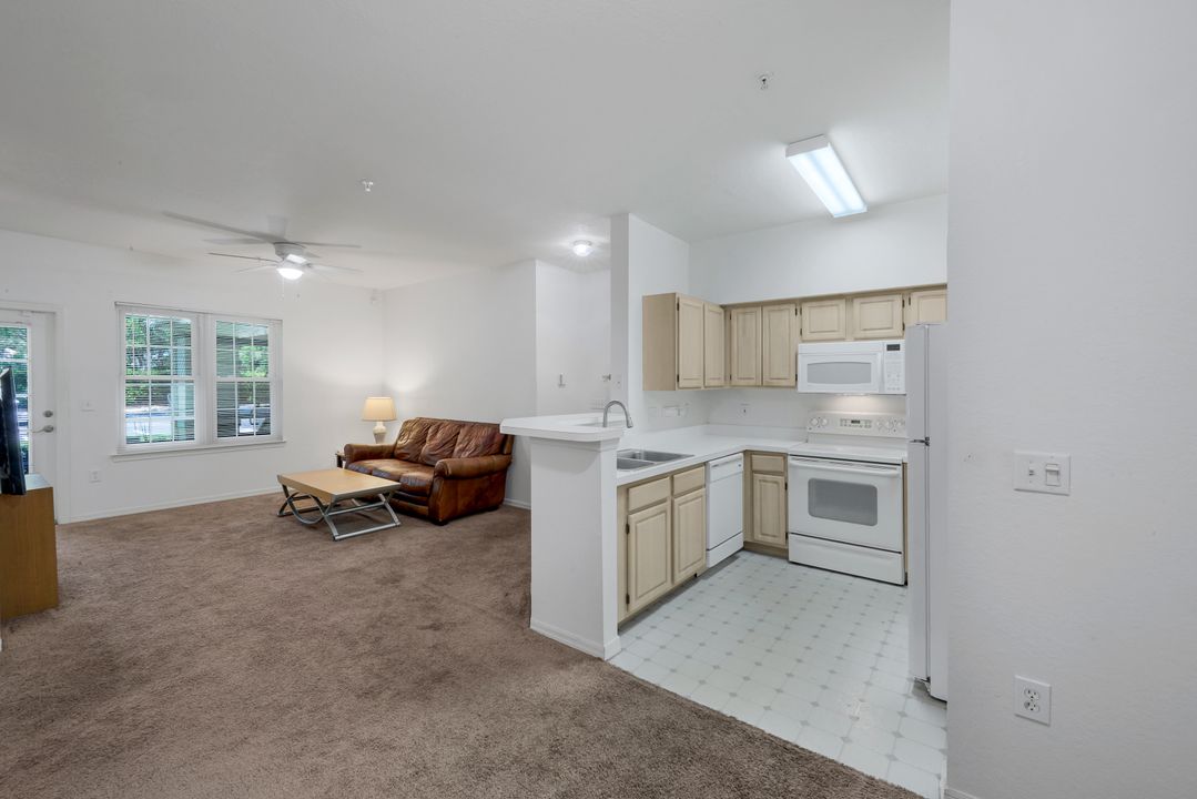 23600 Walden Center Dr #105, Estero, FL 34134