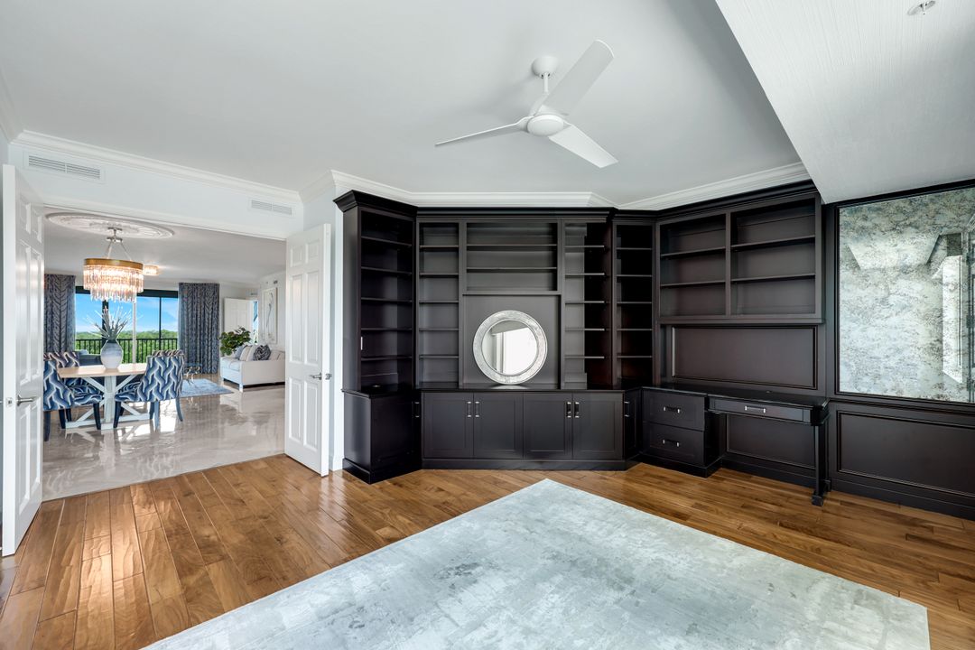 275 Indies Way #503, Naples, FL 34110