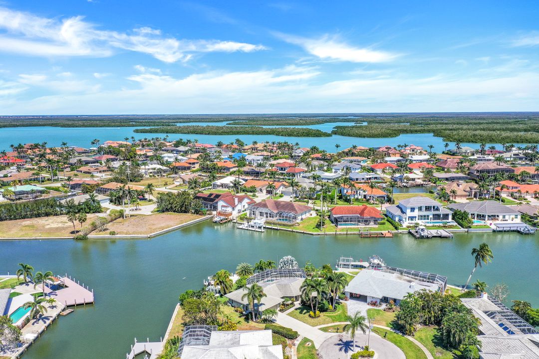 1894 Woodbine Ct, Marco Island, FL 34145