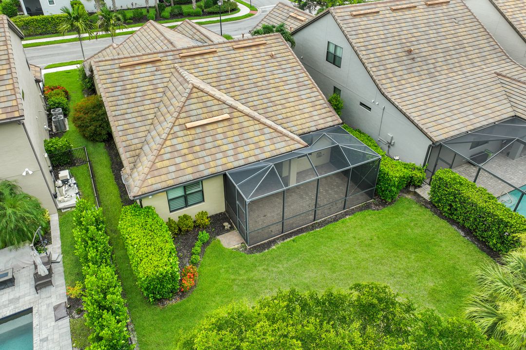 16367 Halberry Ln, Naples, FL 34110