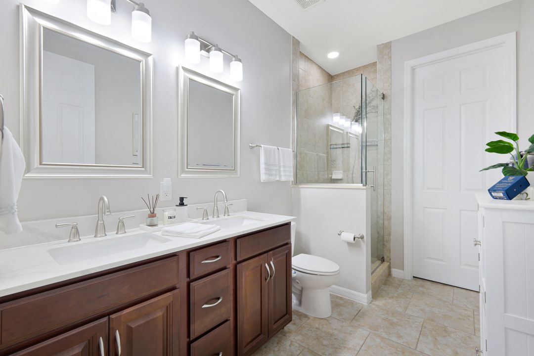 26201 Palace Ln #201, Bonita Springs, FL 34135