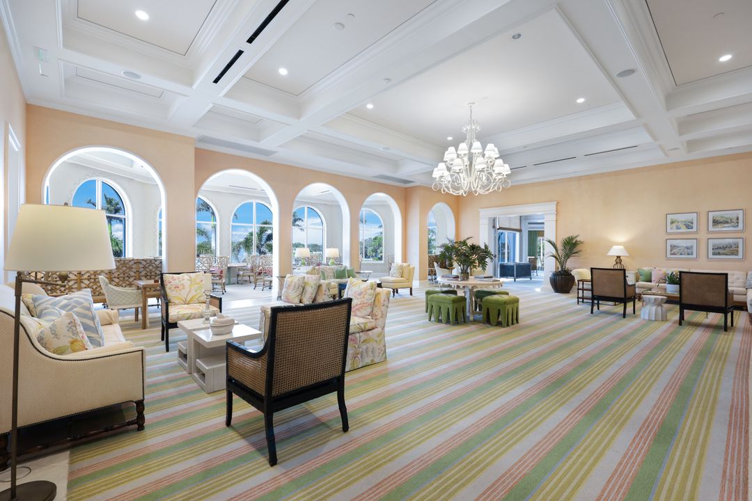 253 Cheshire Way, Naples, FL 34110