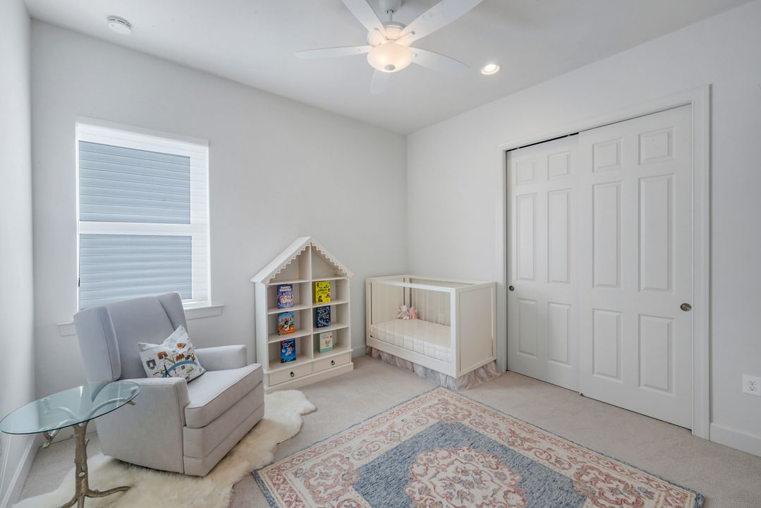 9238 Ores Cir, Naples, FL 34120