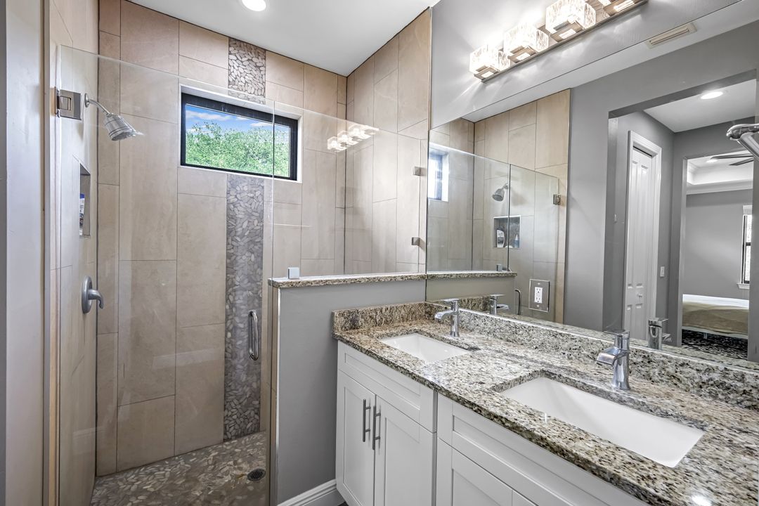 79 41st Ave NE, Naples, FL 34120