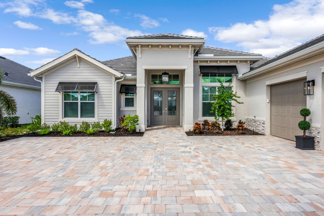 17338 Blue Sapphire Dr, Fort Myers, FL 33913