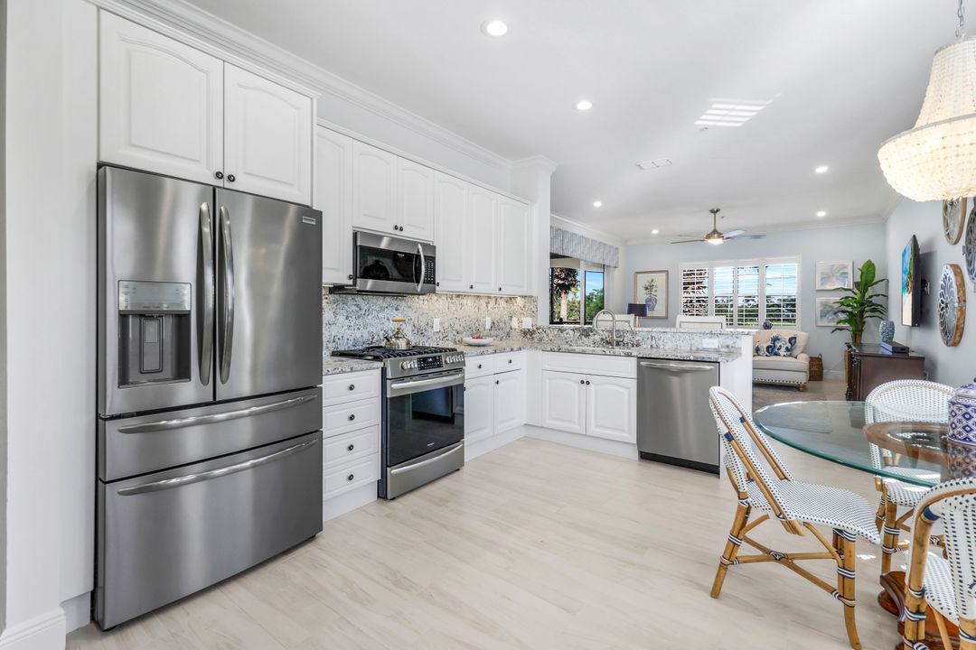 3715 Montreux Ln #204, Naples, FL 34114