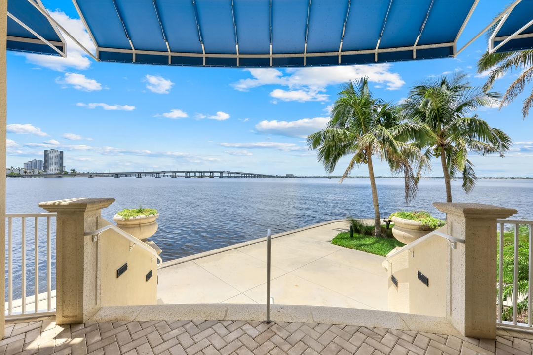 2745 First St #701, Fort Myers, FL 33916
