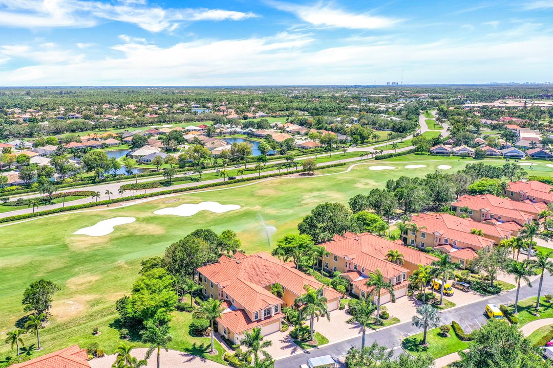 8637 Champions Point #901, Naples, FL 34113