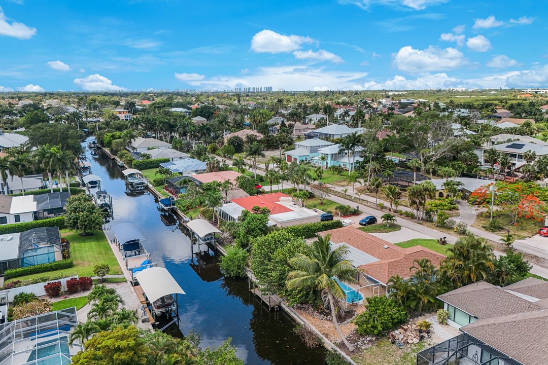 27061 Homewood Dr, Bonita Springs, FL 34135