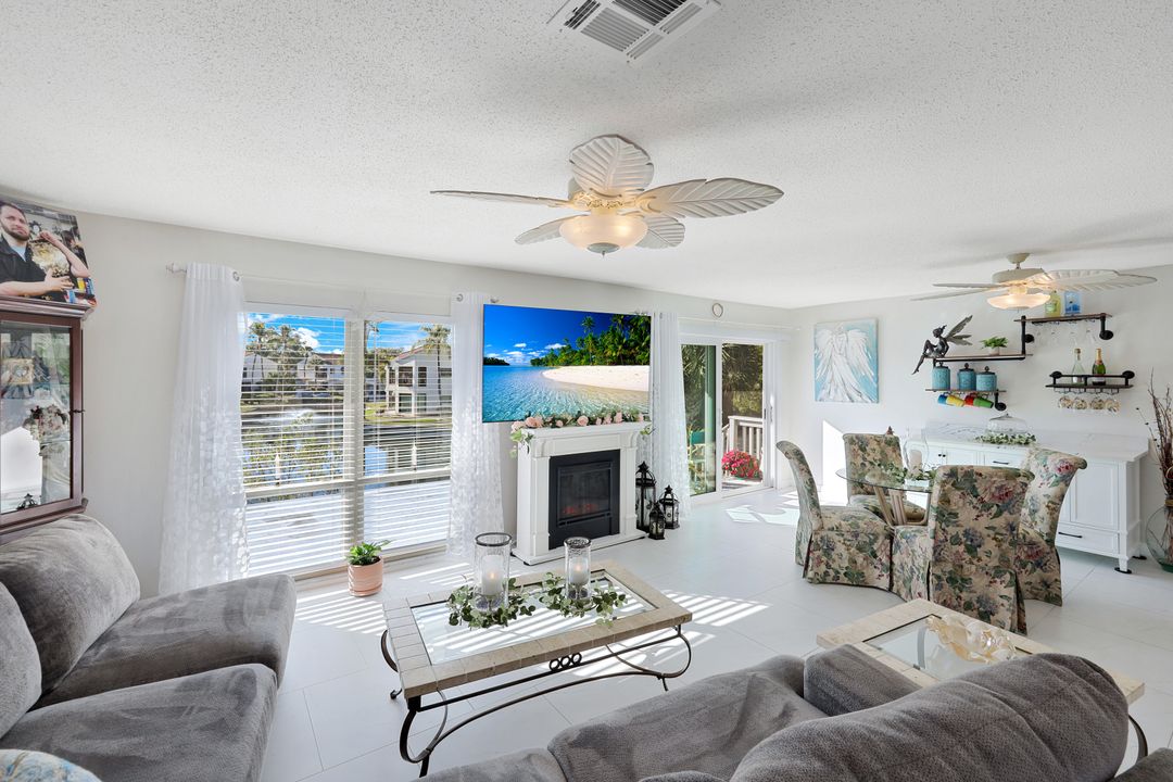 4251 Island Cir #3, Fort Myers, FL 33919