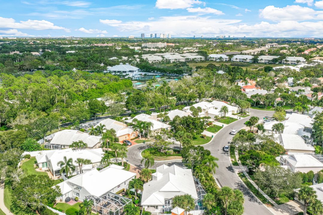 1262 Silverstrand Dr, Naples, FL 34110