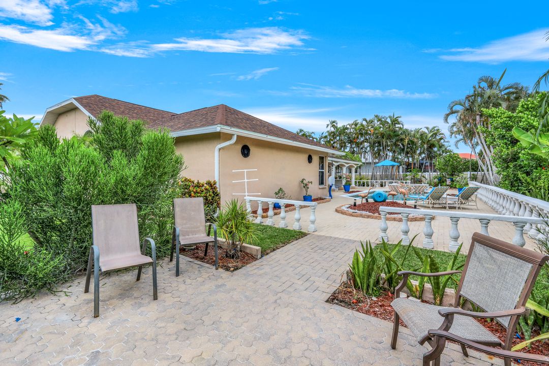 2310 SW 53rd St, Cape Coral, FL 33914
