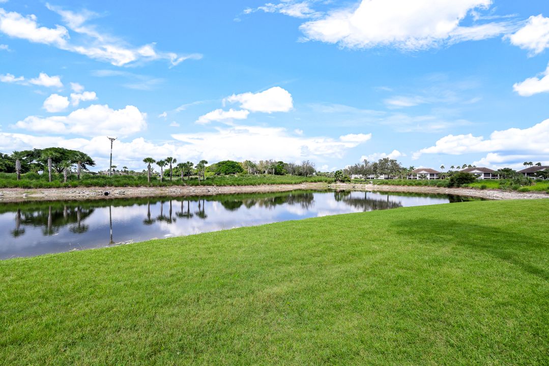 9220 Quartz Ln #101, Naples, FL 34120