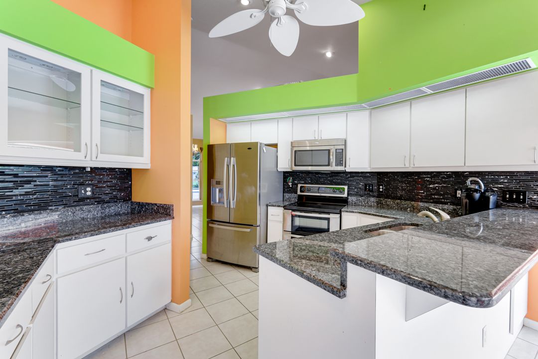 2143 SE 5th Ave, Cape Coral, FL 33990