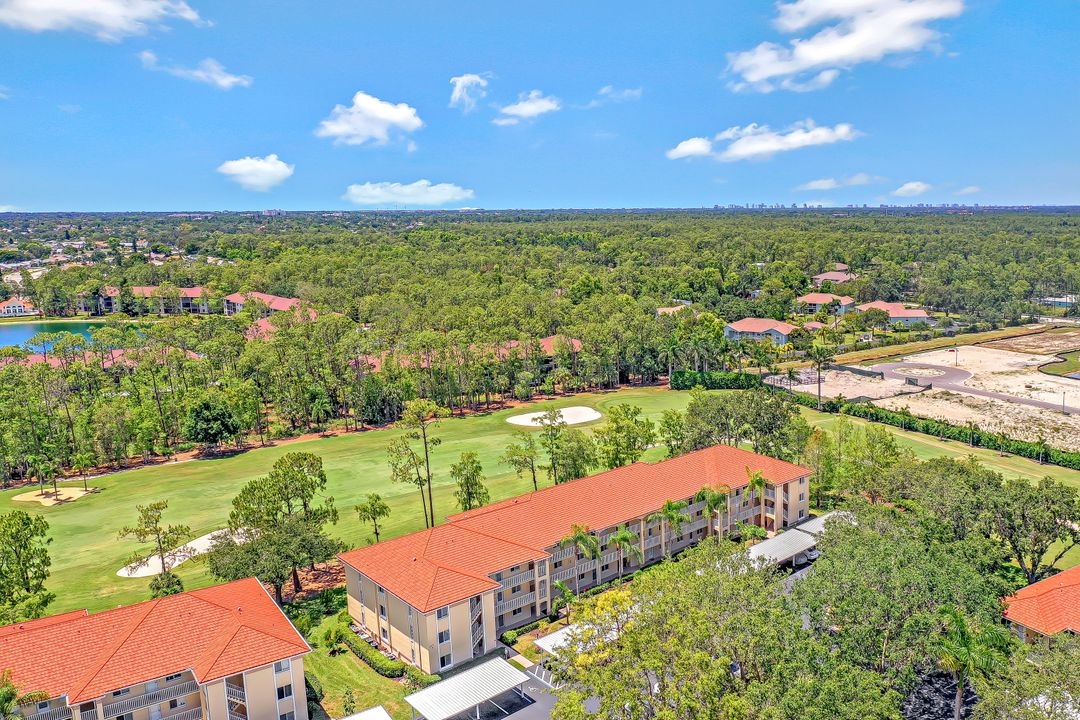 3695 Amberly Cir #E 107, Naples, FL 34112