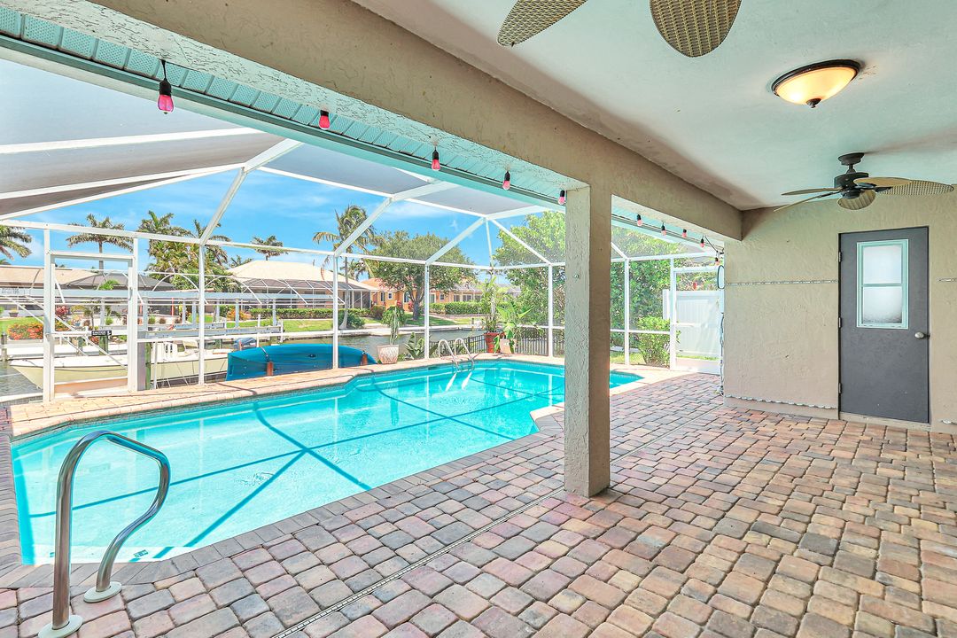 5012 SW 8th Pl, Cape Coral, FL 33914
