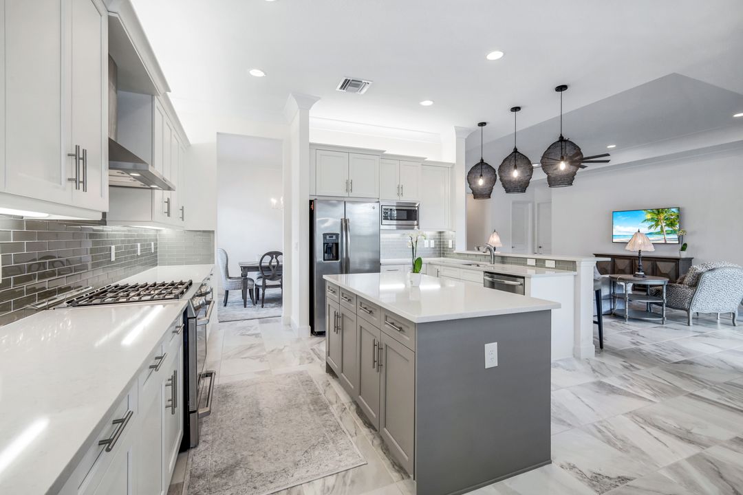 28616 Wharton Dr, Bonita Springs, FL 34135