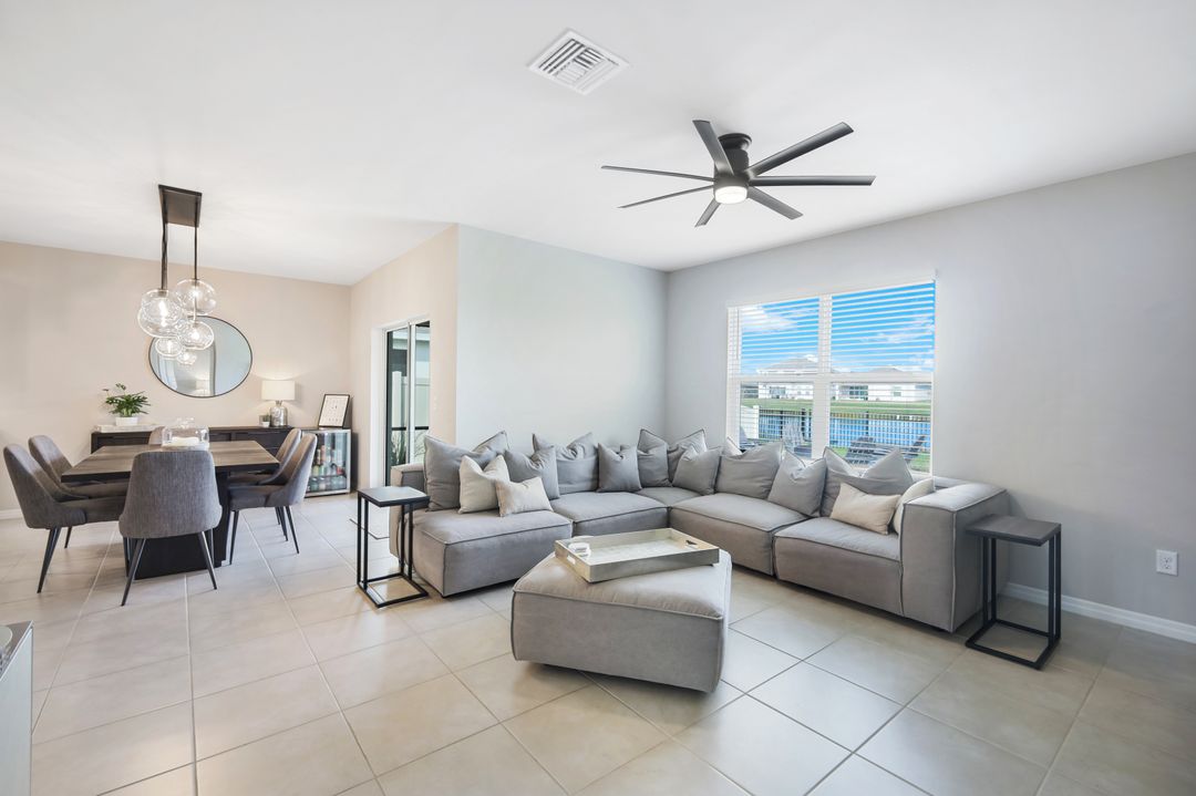 8837 Cascade Price Cir, North Fort Myers, FL 33917