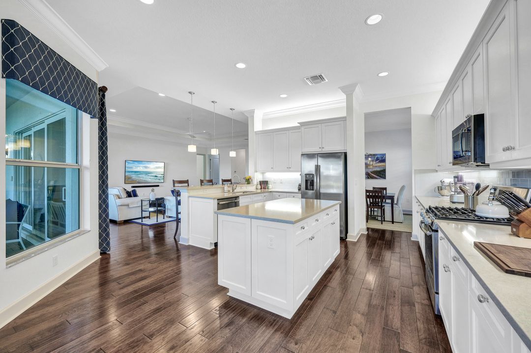 28569 Wharton Dr, Bonita Springs, FL 34135