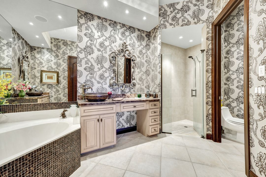 15516 Monterosso Ln #101, Naples, FL 34110